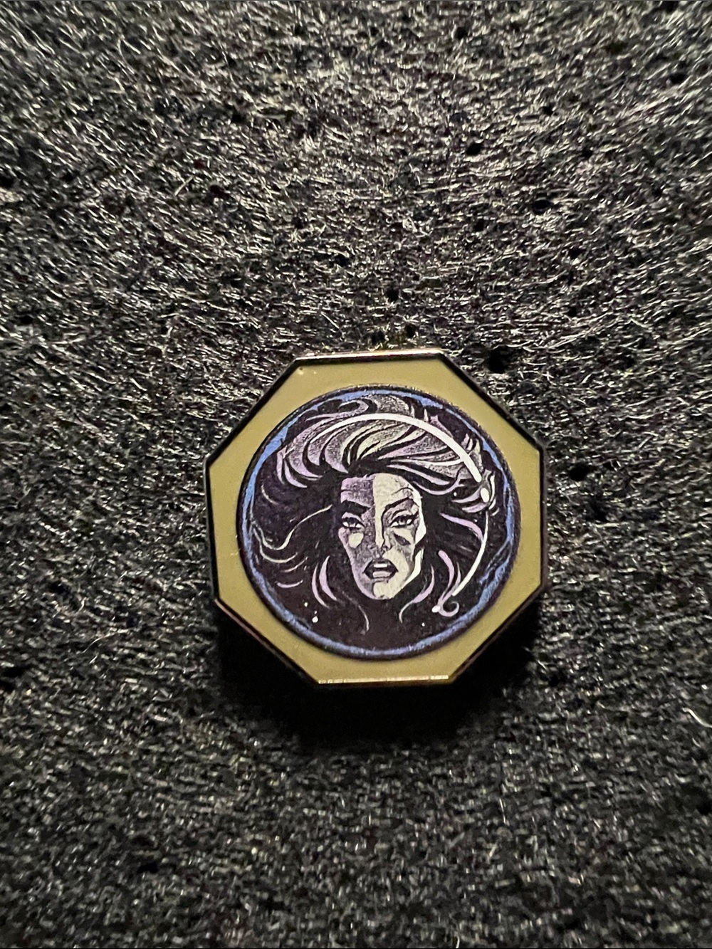 Disney The Haunted Mansion Mystery Trading Pin 2025 Set ~ Madame Leota